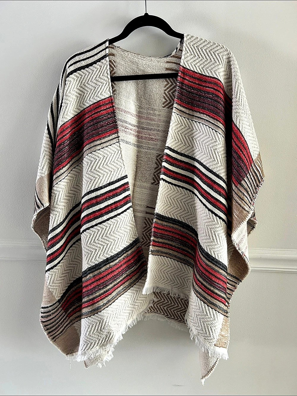 Lucky Brand Geometric Striped Poncho in Cream & Red Like New